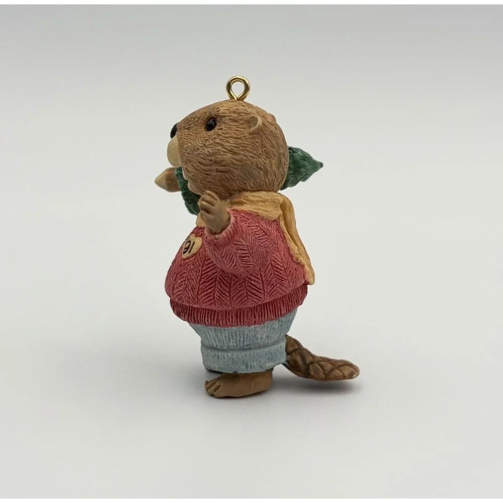 1991 Hallmark Keepsake Ornament Tender Touches Yule Logger Beaver QX496-7 VTG